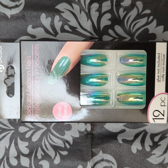 2 pk Iridescent Nails/Pink and Green - Picture 3 of 3